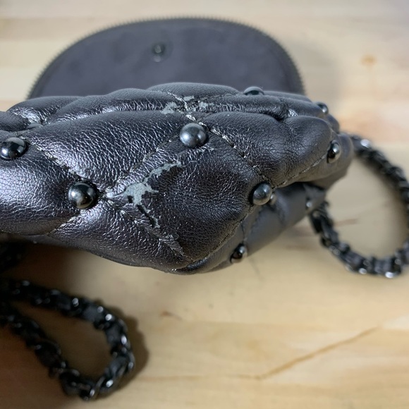 Quilted sling bag with chrome chain - Picture 5 of 6